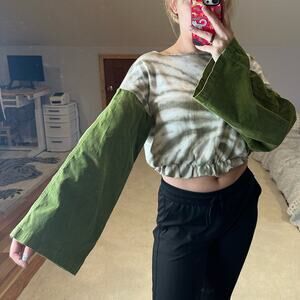 Handmade: Green Tie Dye Handmade Crop Top Long Sleeve